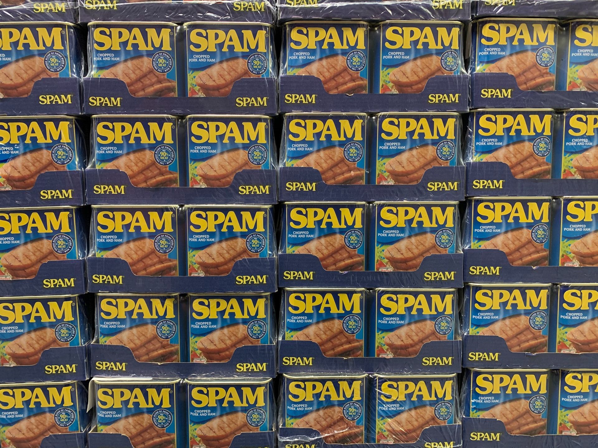 Spam Trends of the Week: Cybercrooks Phish for Email Credentials and  Blockchain Data