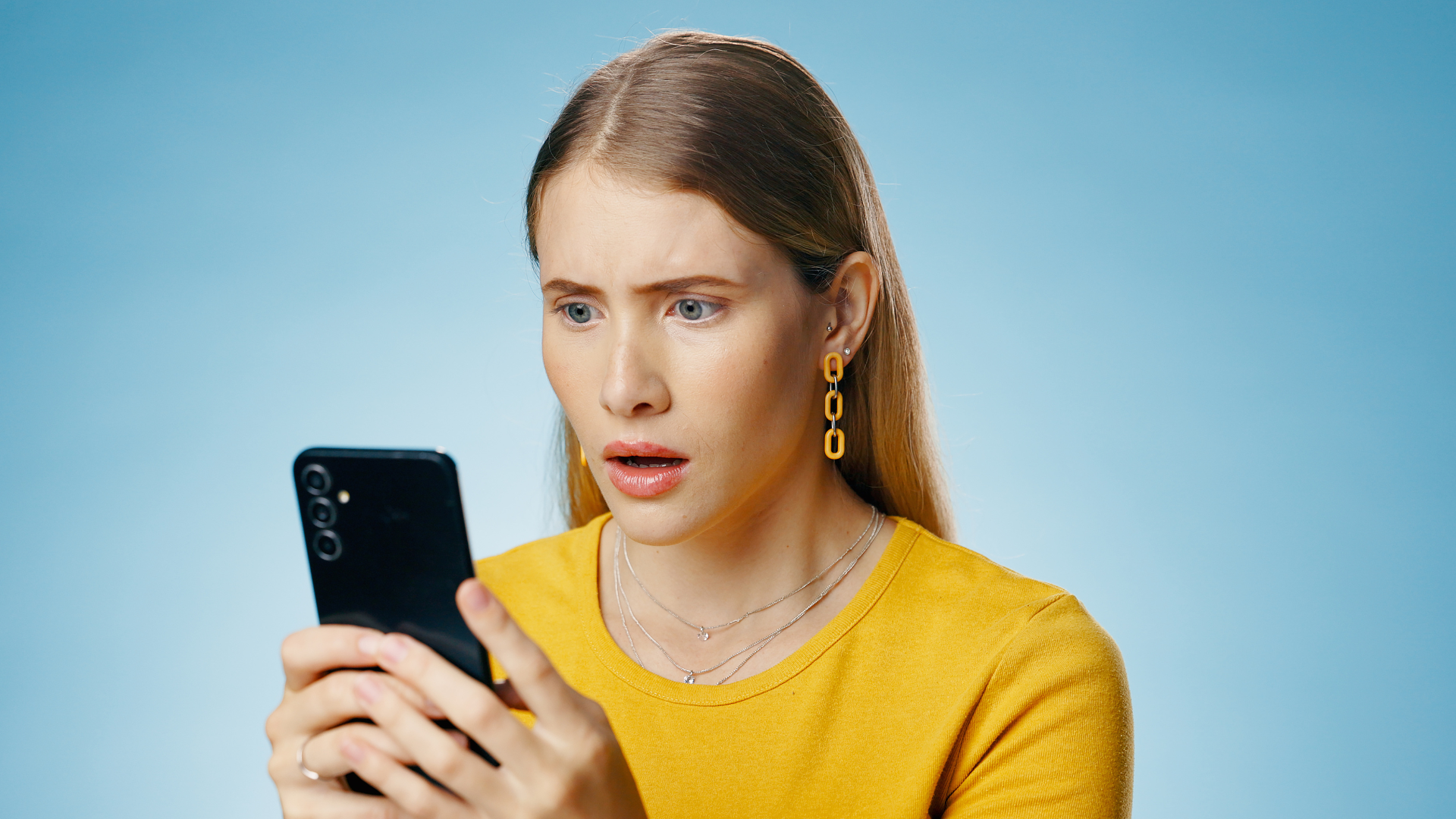 Amazon Recall Text Scam Targets Consumers with Phishing Attempts