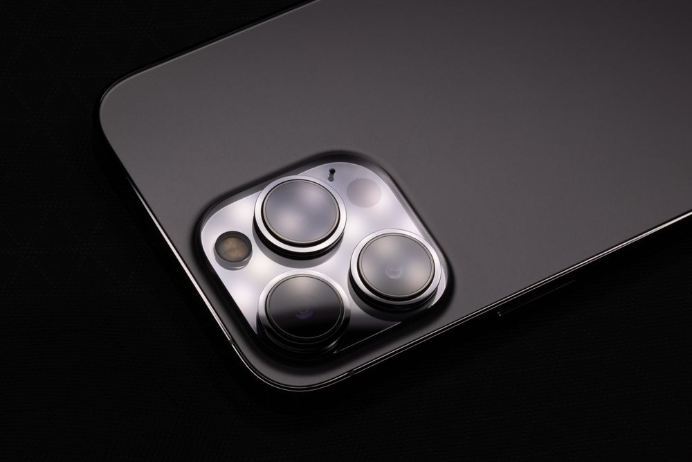 iOS 15.2.1 Fixes ‘doorLock’ HomeKit Flaw and Other Bugs