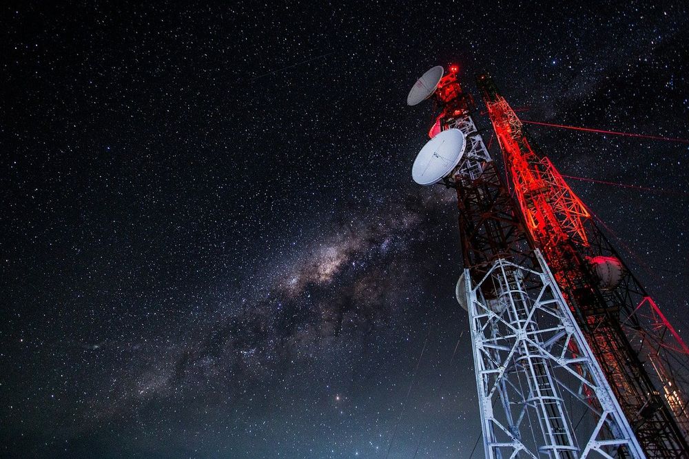 Android 12 protects phones from Stingray attacks, lets users disable 2G