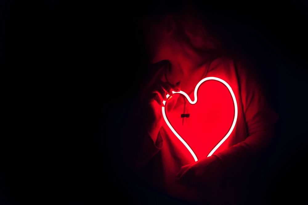 Spammers advertise dating platforms to meet Ukrainian women amid crisis