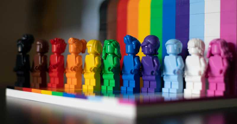 FTC warns LGBTQ+ community of extortion scams targeting them on dating apps
