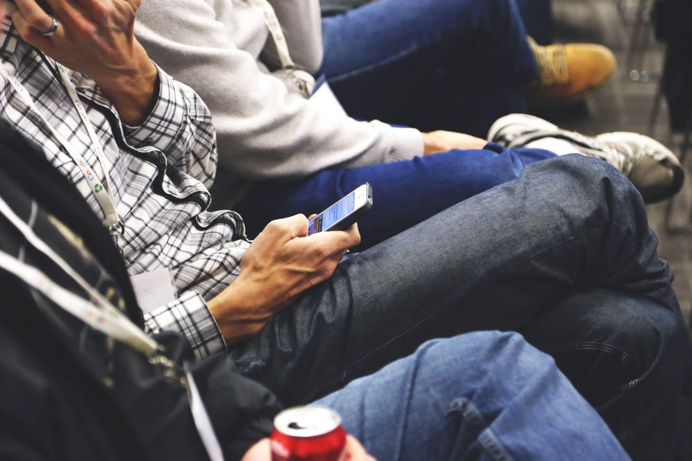 Cloak & Dagger Android Exploit Runs Invisibly, Steals Passwords