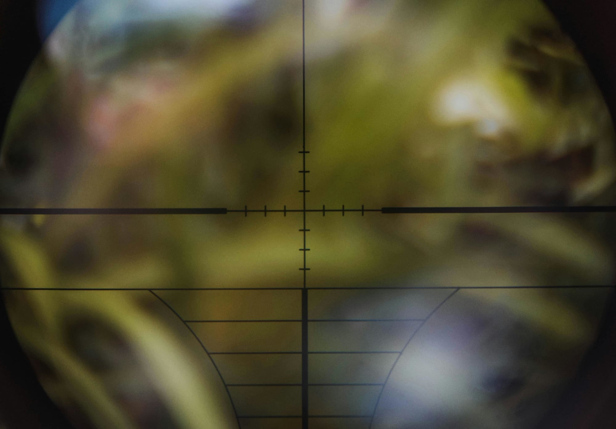 ¿Está tu huella digital poniéndote en la mira de los estafadores?