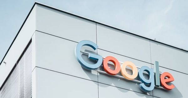 Google blochează accesul angajaților la internet pentru a reduce atacurile cibernetice