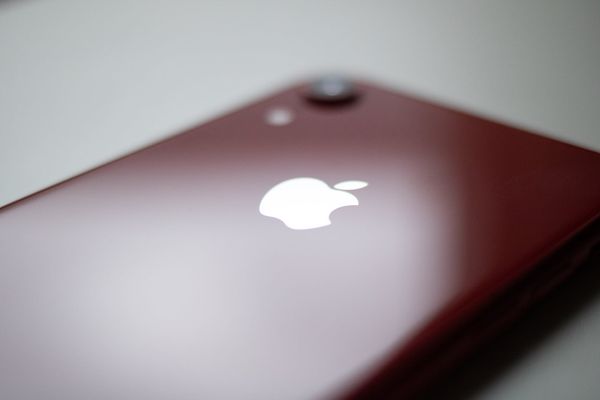 Spyware Bug Squashed in iOS 15.8 on Older iPhones