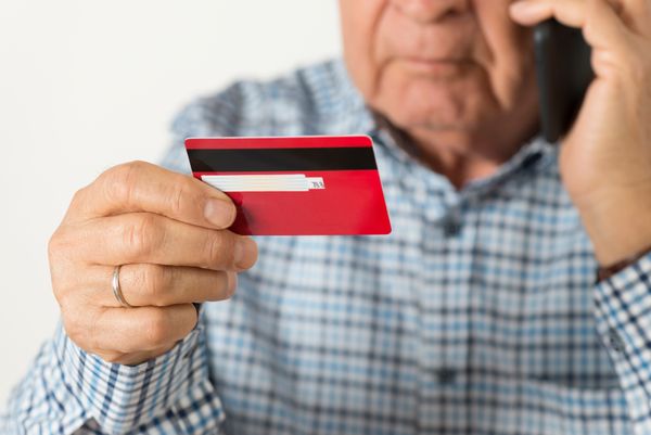 How to Avoid Medicare Scam Calls and Protect Yourself