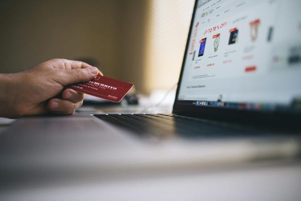 Outwit the Swindlers: How to Spot Sophisticated Scams Online