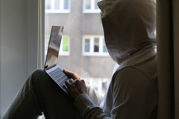 Cybercriminals Exploit Anthropic’s AI in Global Extortion Campaign