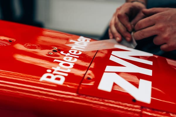 Bitdefender démarre la saison avec une présence accrue comme partenaire exclusif de la Scuderia Ferrari HP