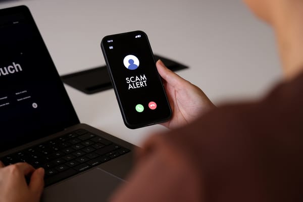 L'essor des arnaques par usurpation d'identité alimentées par l'IA