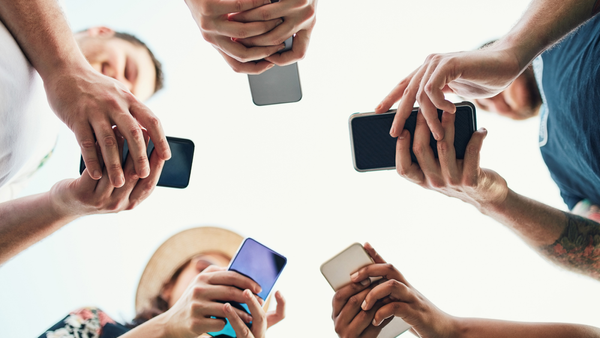 Partagez-vous trop en ligne ? Les risques de devenir une cible