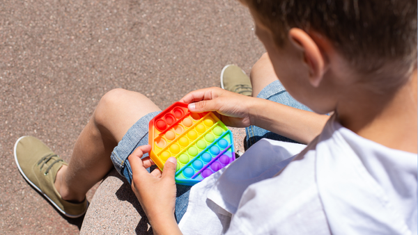 What is fidget trading? Online scams and safety tips for parents