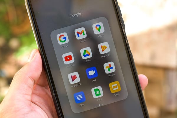 Fake Google Chrome App With 100,000+ Downloads Promoted on Google Play Fake Google Chrome App With 100,000+ Downloads Promoted on Google Play