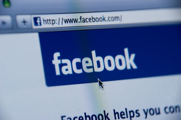 Facebook to Push Notifications of New Security Tutorial