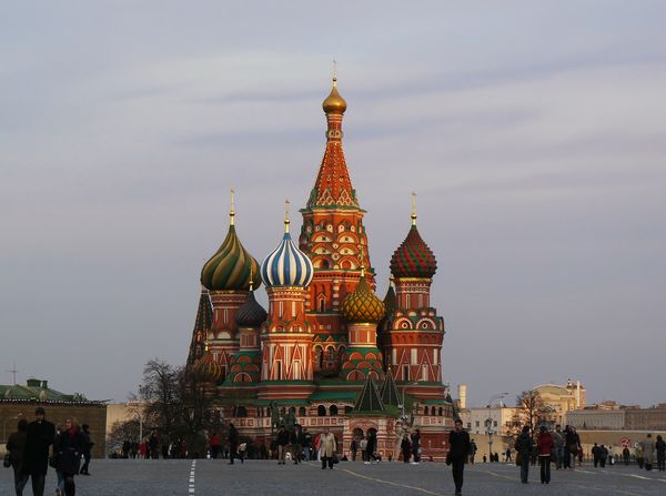 Russia bans VPNs to block "unlawful" side of the Internet