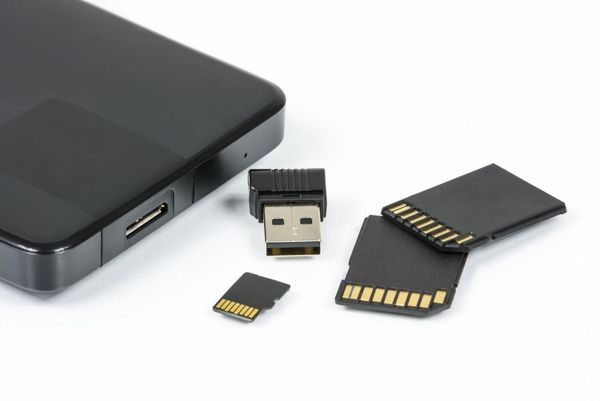 IBM bans all staff from using USB drives out of security concern