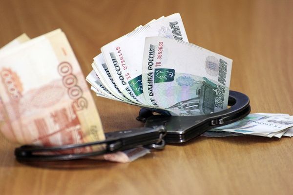 Three Romanians plead guilty in multi-million dollar "vishing and smishing" scheme